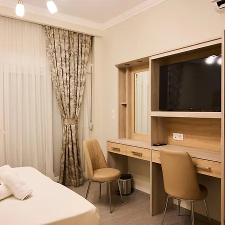 Famissi 2 Aparthotel