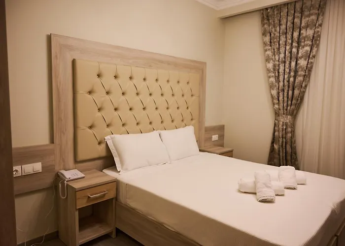 アパートホテル Famissi 2 カランバカ