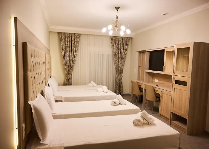 Famissi 2 4* カランバカ