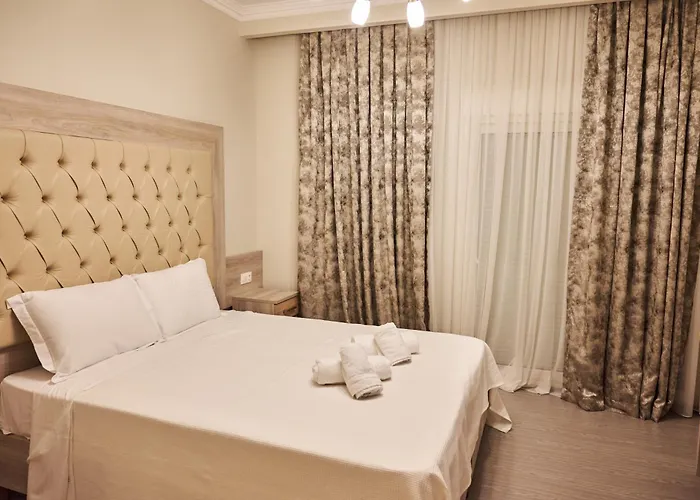 アパートホテル Famissi 2 カランバカ